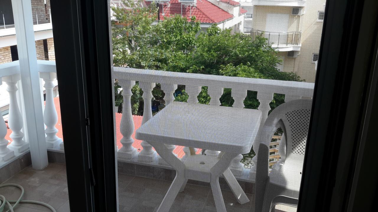 Irini Apartments Keramoti  Eksteriør billede